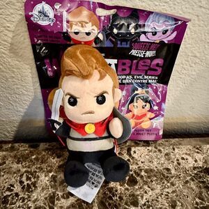 Disney Parks Wishables Good vs. Evil Plush D23 Fan Event NEW PRINCE PHILLIP